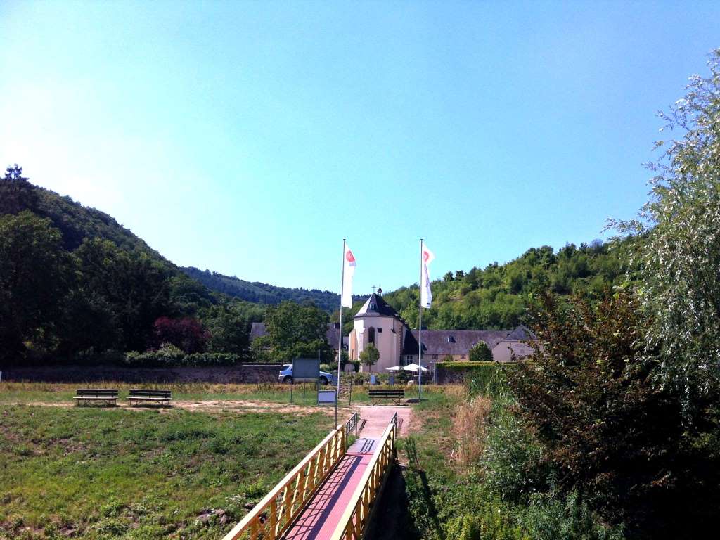 Schloss Machern - Moselurlaub in Frienwohnungen Merl, Zandtstraße 9, 56856 Zell (Mosel)